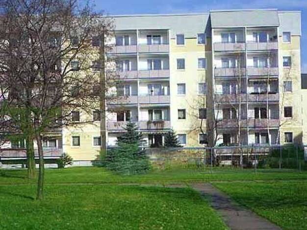 Wohnung zur Miete 463 € 3 Zimmer 56,9 m² 4. Geschoss frei ab 05.11.2026 Neundorfer Straße 13 Leuben Dresden 01257