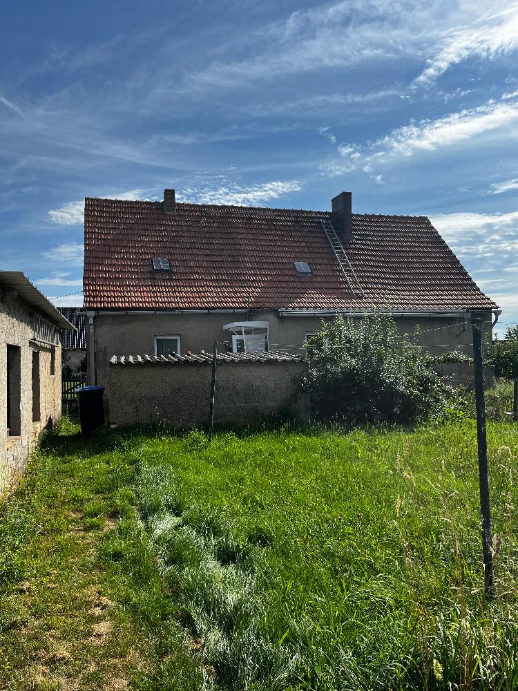 Einfamilienhaus zum Kauf 120.000 € 4 Zimmer 120 m²<br/>Wohnfläche 2.600 m²<br/>Grundstück ab sofort<br/>Verfügbarkeit Lutherstadt Eisleben Luth. Eisleben 06295