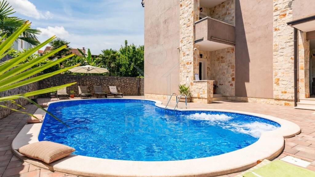 Villa zum Kauf 1.250.000 € 5 Zimmer 255,5 m² 808 m² Grundstück Malinska 51511