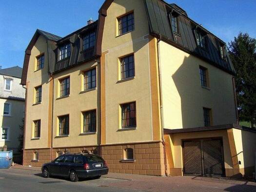 Wohnung zur Miete 575 € 4 Zimmer 95,6 m² 3. Geschoss frei ab sofort Lugauer Straße 6 Oelsnitz Oelsnitz/Erzgebirge 09376