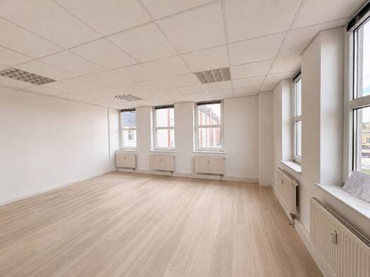 Bürofläche zur Miete provisionsfrei 395 € 3 Zimmer 80,5 m² Bürofläche Dresdner Straße 86 Sonnenberg Chemnitz 09130