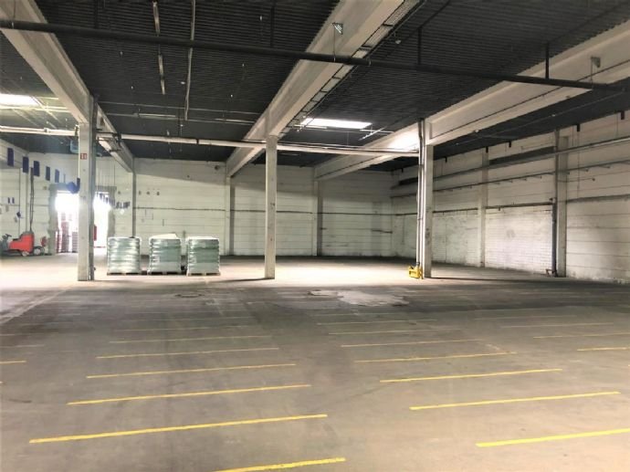 Halle/Industriefläche zur Miete 4 € 5.712 m²<br/>Lagerfläche ab 5.712 m²<br/>Teilbarkeit Borbeck-Mitte Essen 45355