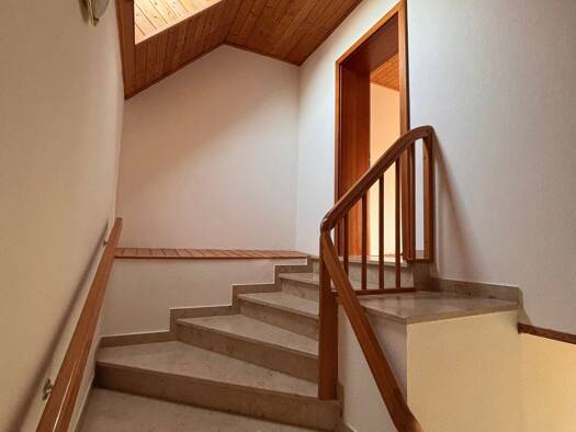 Maisonette zur Miete 900 € 4 Zimmer 125 m² Geschoss 1/3 frei ab sofort Reundorf Lichtenfels 96215