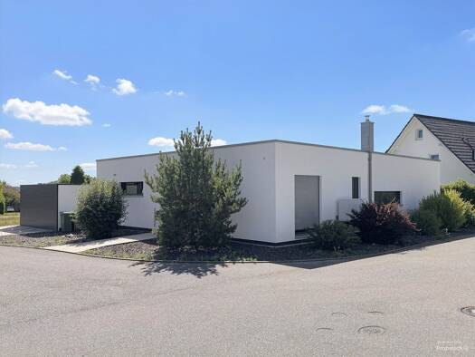Bungalow zum Kauf 649.000 € 3 Zimmer 140 m² 562 m² Grundstück Hilsbach Sinsheim 74889