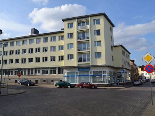 Wohnung zur Miete 714 € 4 Zimmer 84 m² Geschoss 3/4 frei ab sofort Blutstr. 36 b Parchim Parchim 19370