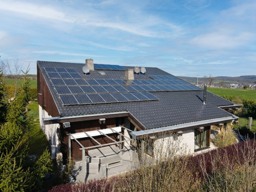 Einfamilienhaus zum Kauf 470.000 € 6 Zimmer 244 m² 1.154 m² Grundstück Melsungen 34212