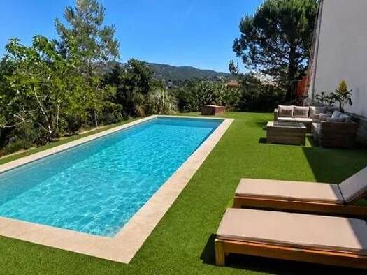 Chalet zum Kauf 220.000 € 4 Zimmer 180 m² Calle Rubén Darío Lloret de Mar 17310