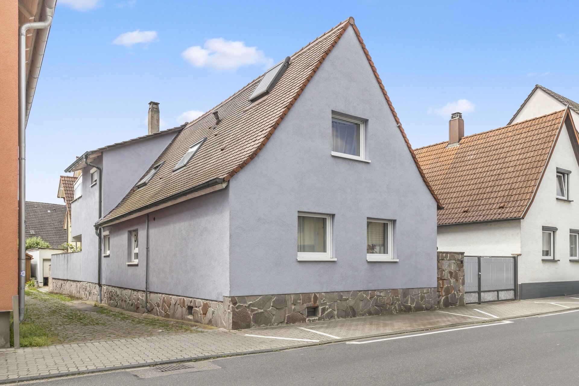 Mehrfamilienhaus zum Kauf 548.900 € 6 Zimmer 174 m²<br/>Wohnfläche 256 m²<br/>Grundstück Knielingen - Alt-Knielingen Karlsruhe 76187