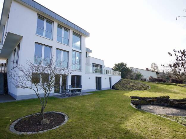 Villa zum Kauf provisionsfrei 1.898.000 € 9 Zimmer 307 m² 1.018 m² Grundstück Bingen Bingen am Rhein 55411