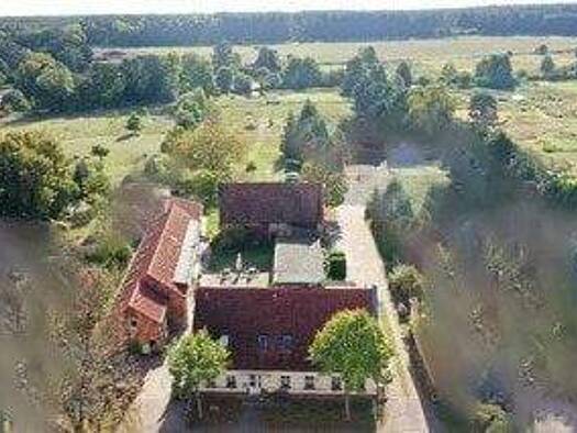 Einfamilienhaus zum Kauf provisionsfrei 849.000 € 8 Zimmer 210 m² 5.873 m² Grundstück Kleinzerlang 16831