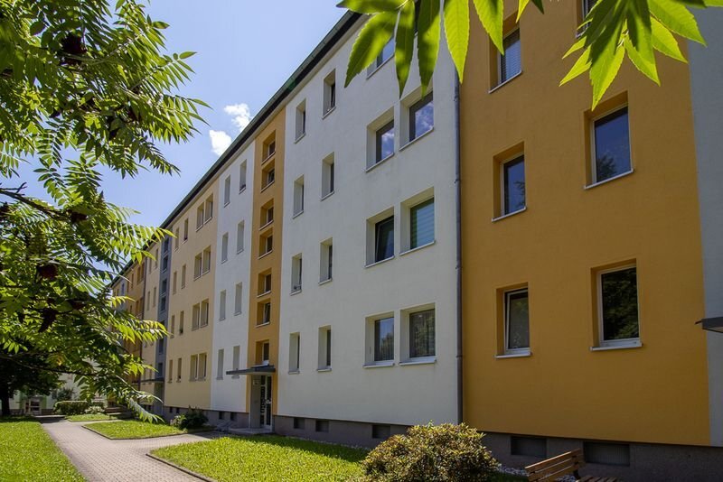 Wohnung zur Miete 214,50 € 1 Zimmer 33 m²<br/>Wohnfläche 1.<br/>Geschoss ab sofort<br/>Verfügbarkeit Steinwiese 42d Altendorf 921 Chemnitz 09116