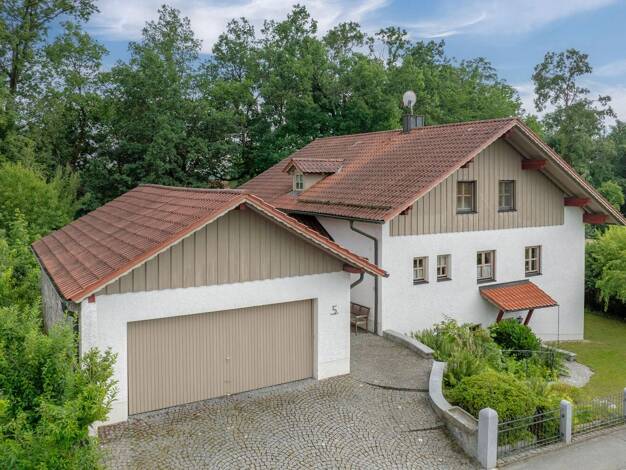 Einfamilienhaus zum Kauf 649.000 € 10 Zimmer 246 m² 861 m² Grundstück Neuhaus Neuhaus am Inn 94152