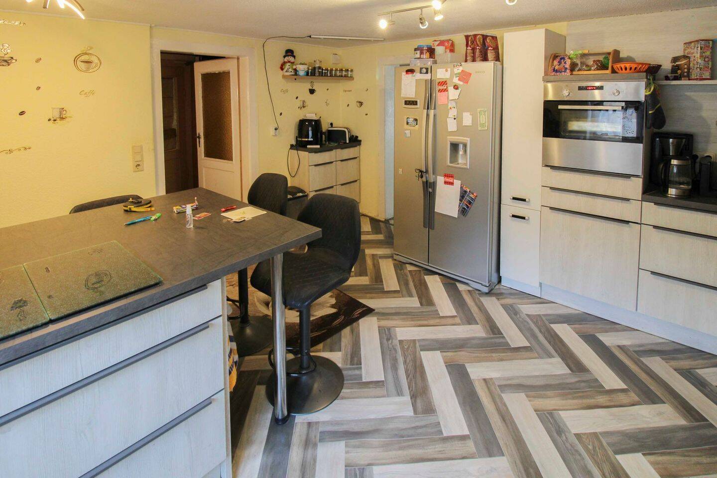 Immobilie in Striegistal - Charmantes Ein- oder Zweifamilienhaus mit Potenzial, großer Garage, Garten & Nebengebäuden - Bild 4