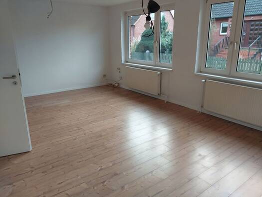 Wohnung zur Miete 750 € 3 Zimmer 80 m² Geschoss EG/1 frei ab sofort Friedrich-Seeßelberg-Straße 7 Veerßen Uelzen 29525