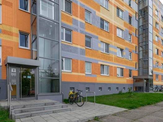 Wohnung zur Miete 672 € 4 Zimmer 89,3 m² 1. Geschoss Heilbronner Straße 3 Grünau-Mitte Leipzig 04209