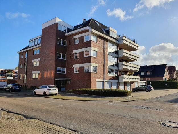 Wohnung zur Miete 670 € 2,5 Zimmer 83,7 m² frei ab sofort Innenstadt Wilhelmshaven 26382