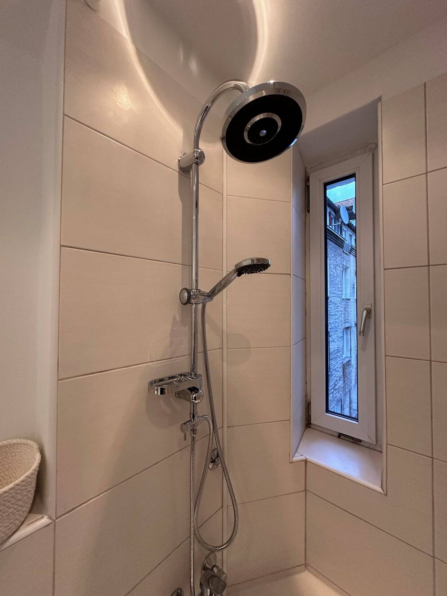 Schöne, ruhige, helle Wohnung Nähe Altstadt – Straße nicht freigegeben, 90459 Nürnberg – Vorschaubild 12