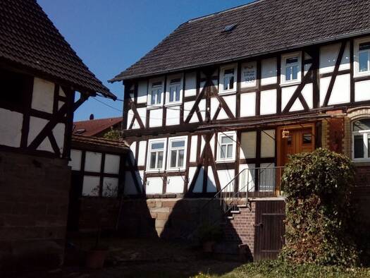 Wohnung zur Miete 380 € 1 Zimmer 46 m² Geschoss 1/2 frei ab 01.12.2026 Fronhausen Fronhausen 35112