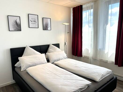 Wohnung zur Miete auf Zeit 1.695 € 2 Zimmer 39 m² frei ab sofort Niederrad Süd 60528