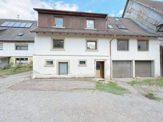 Einfamilienhaus zum Kauf 197.000 € 6 Zimmer 230 m² 122 m² Grundstück Eutingen Eutingen im Gäu 72184