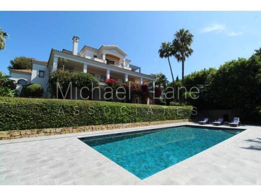 Chalet zum Kauf 3.300.000 € 6 Zimmer 1.028 m² San Roque 11360
