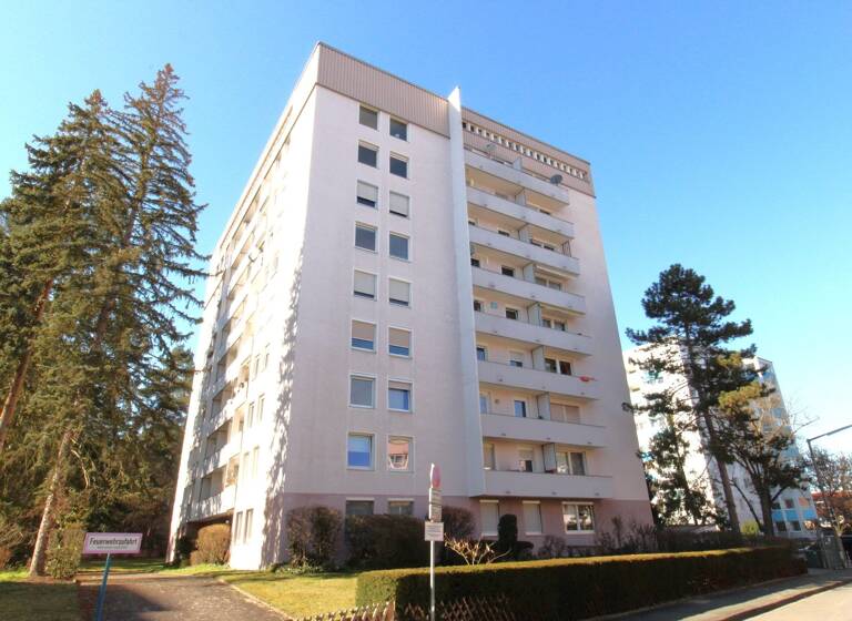 Wohnung zum Kauf 270.000 € 4 Zimmer 85 m²<br/>Wohnfläche Alterlangen Erlangen 91056