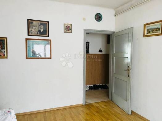 Haus zum Kauf 210.000 € 2 Zimmer 85 m² Centar, Zapresic Zapresic