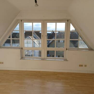 Wohnung zur Miete 1.250 € 3 Zimmer 120 m² Dachgeschoss, 2. Geschoss frei ab sofort Dietzenbach Dietzenbach 63128