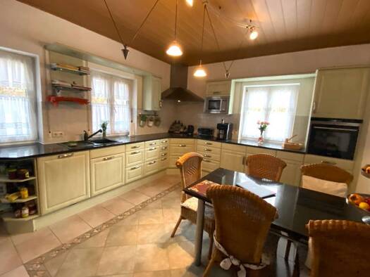 Mehrfamilienhaus zum Kauf 599.000 € 11 Zimmer 227 m² 833 m² Grundstück Greinhof Wurmannsquick 84329