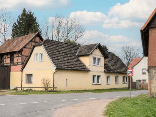 Schloss zum Kauf 24.000 € 6 Zimmer 100,2 m² 110,2 m² Grundstück Königerode Harzgerode 06493