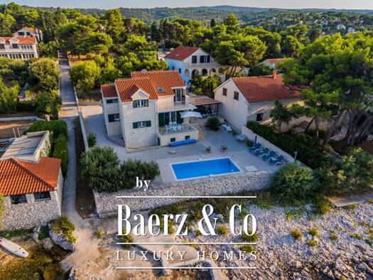 Villa zum Kauf 1.300.000 € 4 Zimmer 220 m² 605 m² Grundstück Supetar