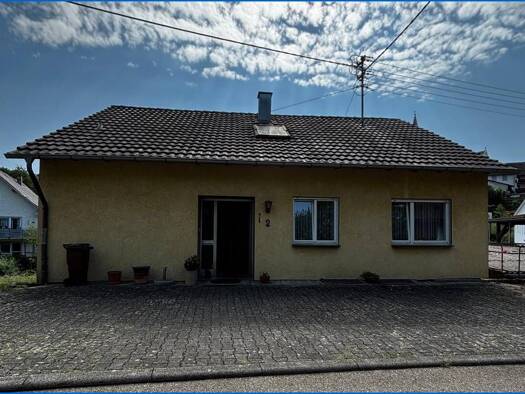 Einfamilienhaus zum Kauf 315.000 € 130,6 m² 684 m² Grundstück Hoppetenzell Stockach 78333
