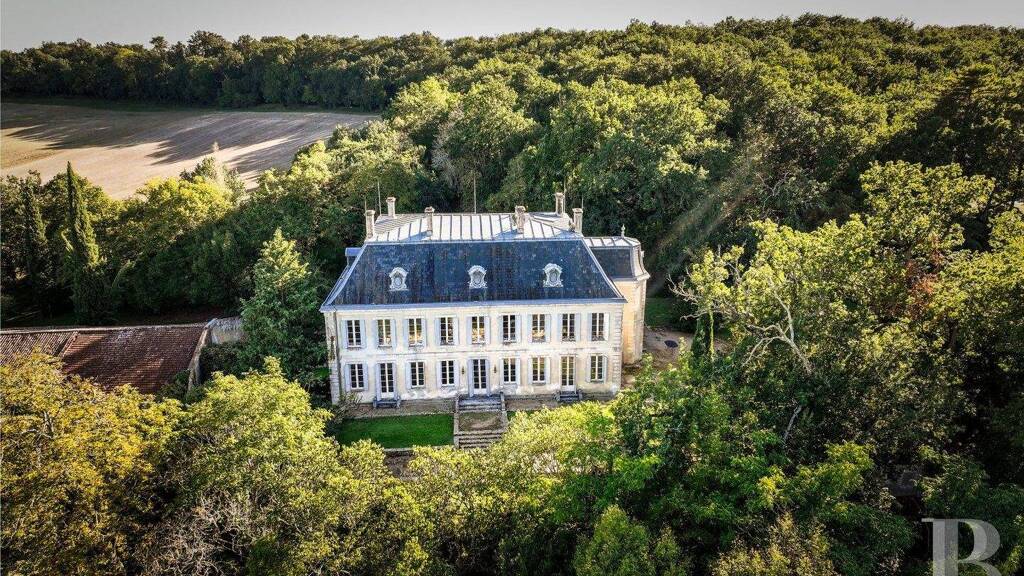 Schloss zum Kauf 1.490.000 € 16 Zimmer 650 m² 77.996 m² Grundstück Lectoure 32700