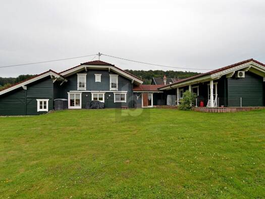 Einfamilienhaus zum Kauf 9 Zimmer 280 m² 28.000 m² Grundstück Meckenbach 55767