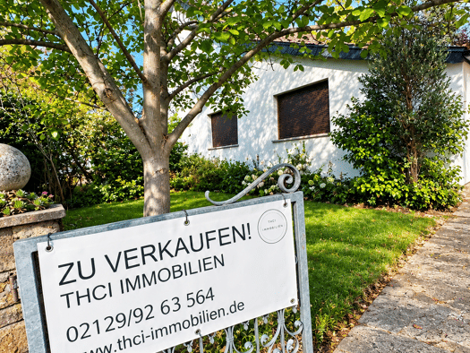 Doppelhaushälfte zum Kauf 549.000 € 4 Zimmer 115 m² 487 m² Grundstück frei ab sofort Wacholderweg 13 Stockum Düsseldorf 40468