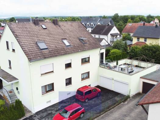 Doppelhaushälfte zum Kauf 498.000 € 8 Zimmer 201,3 m² 550 m² Grundstück Adelsdorf Adelsdorf 91325