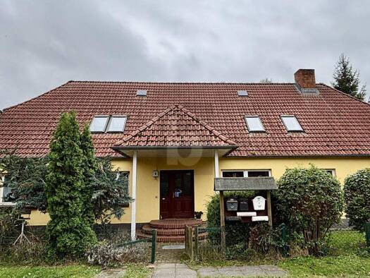 Mehrfamilienhaus zum Kauf 265.000 € 9 Zimmer 283 m² 2.000 m² Grundstück Redefin 19230