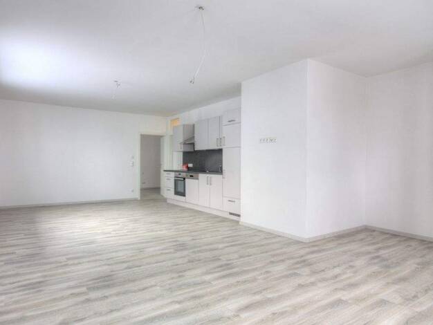 Wohnung zur Miete 800 € 2 Zimmer 68 m² Erlanger Straße 2a Kalchreuth 90562