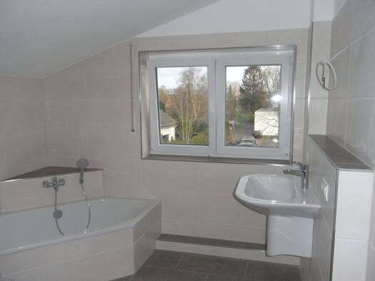 Penthouse zur Miete 950 € 3 Zimmer 85 m² Geschoss 2/3 frei ab 01.08.2026 Lemwerder 27809