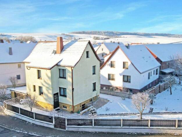 Einfamilienhaus zum Kauf 165.000 € 6 Zimmer 130 m² 674 m² Grundstück frei ab sofort Berka vor dem Hainich 99826