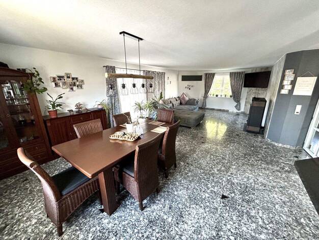 Einfamilienhaus zum Kauf 729.000 € 5 Zimmer 175 m² 757 m² Grundstück Münsingen 72525