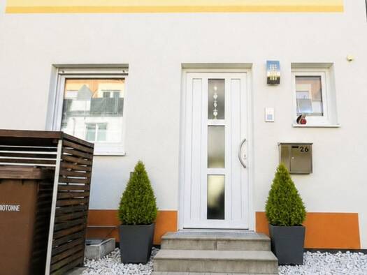 Reihenhaus zum Kauf provisionsfrei 505.500 € 4 Zimmer 137 m² Adelsdorf Adelsdorf 91325