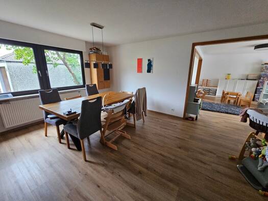 Einfamilienhaus zur Miete 1.550 € 4,5 Zimmer 135 m² 862 m² Grundstück frei ab 01.01.2026 Bohlinger Straße 6 Worblingen Rielasingen-Worblingen 78239