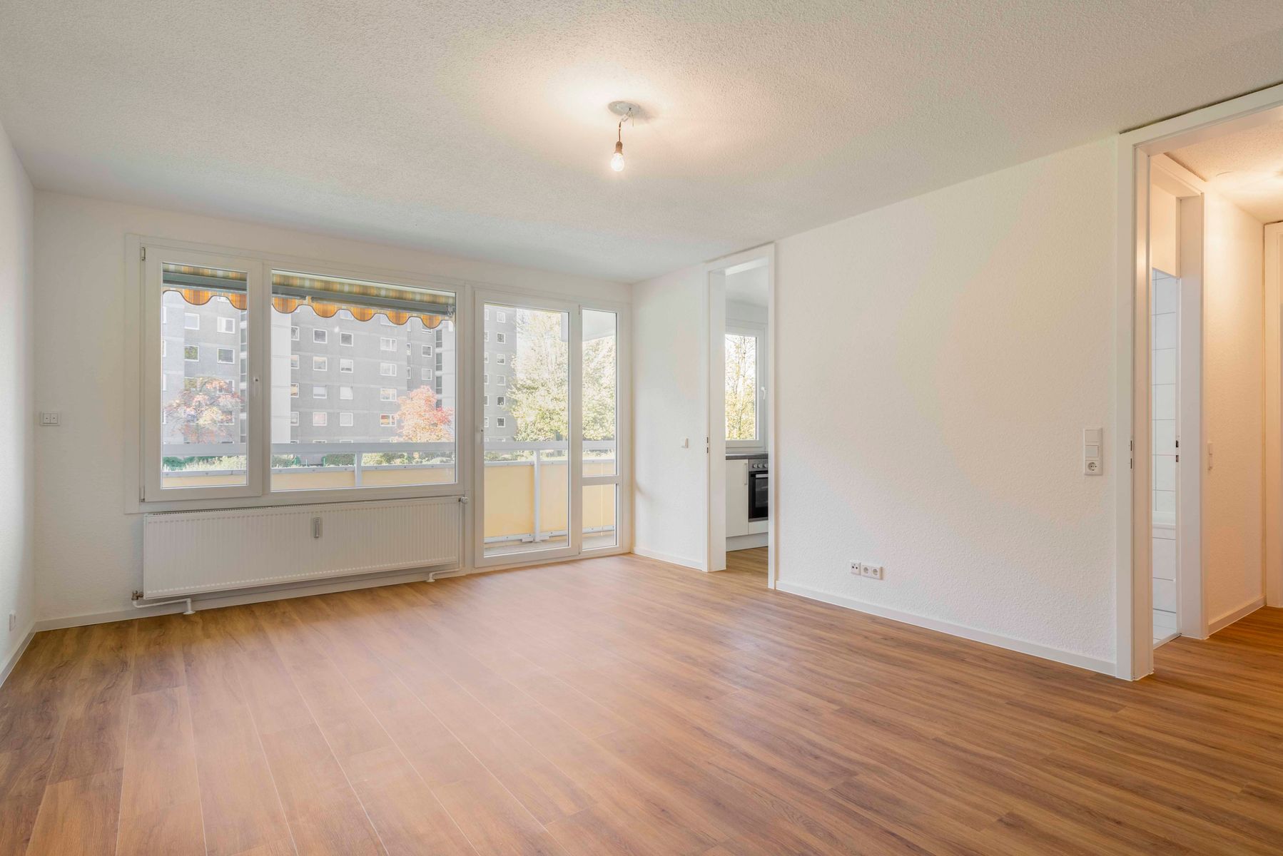 Wohnung zum Kauf provisionsfrei 270.000 € 2 Zimmer 56 m²<br/>Wohnfläche 1.<br/>Geschoss Rodenkirchen Köln 50996