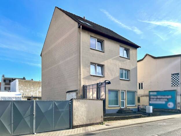 Mehrfamilienhaus zum Kauf 935.000 € 16 Zimmer 224,9 m² 473 m² Grundstück Preungesheim Frankfurt am Main 60435