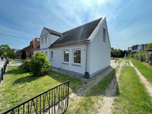 Doppelhaushälfte zur Miete 1.000 € 2,5 Zimmer 68 m² 420 m² Grundstück frei ab 01.05.2026 Möllner Landstraße 36 Oststeinbek 22113