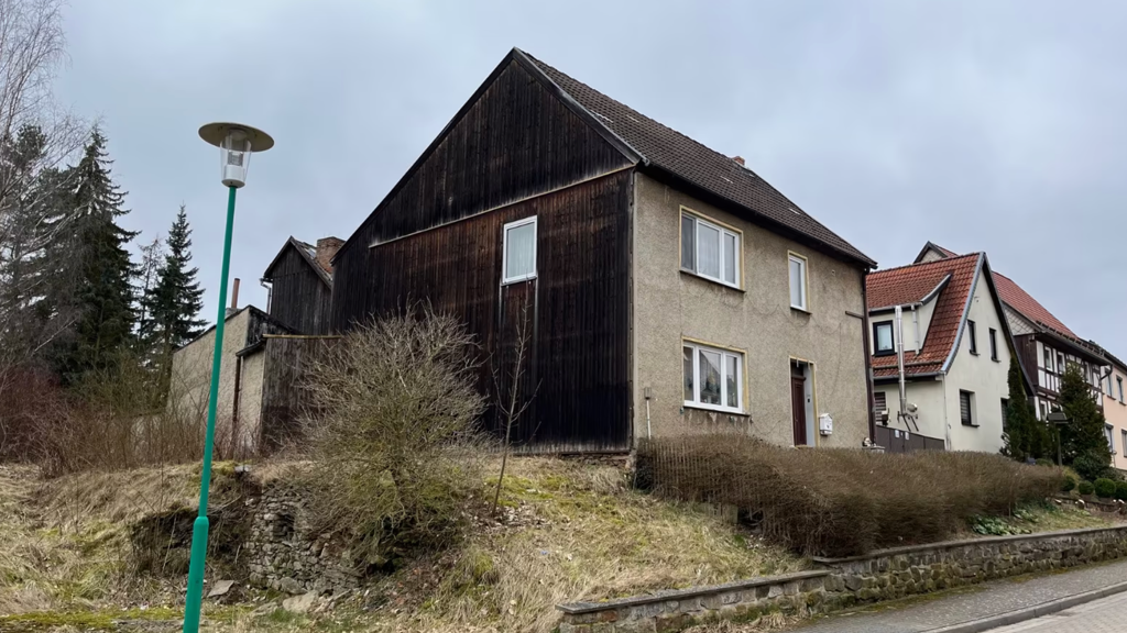 Haus zum Kauf 65.000 € 6 Zimmer 142 m² 1.477 m² Grundstück Hayn Südharz 06536