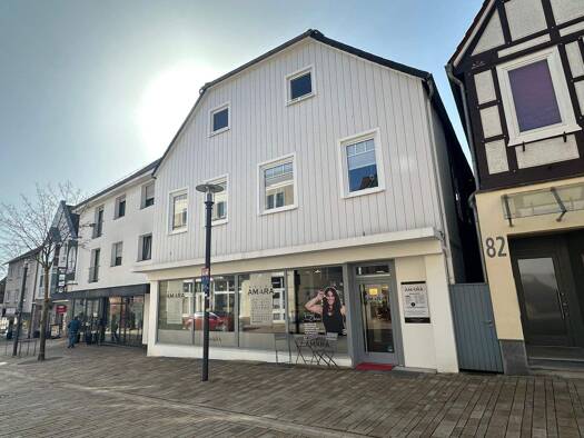 Mehrfamilienhaus zum Kauf 345.000 € 9 Zimmer 240,5 m² 302 m² Grundstück Bad Driburg 33014