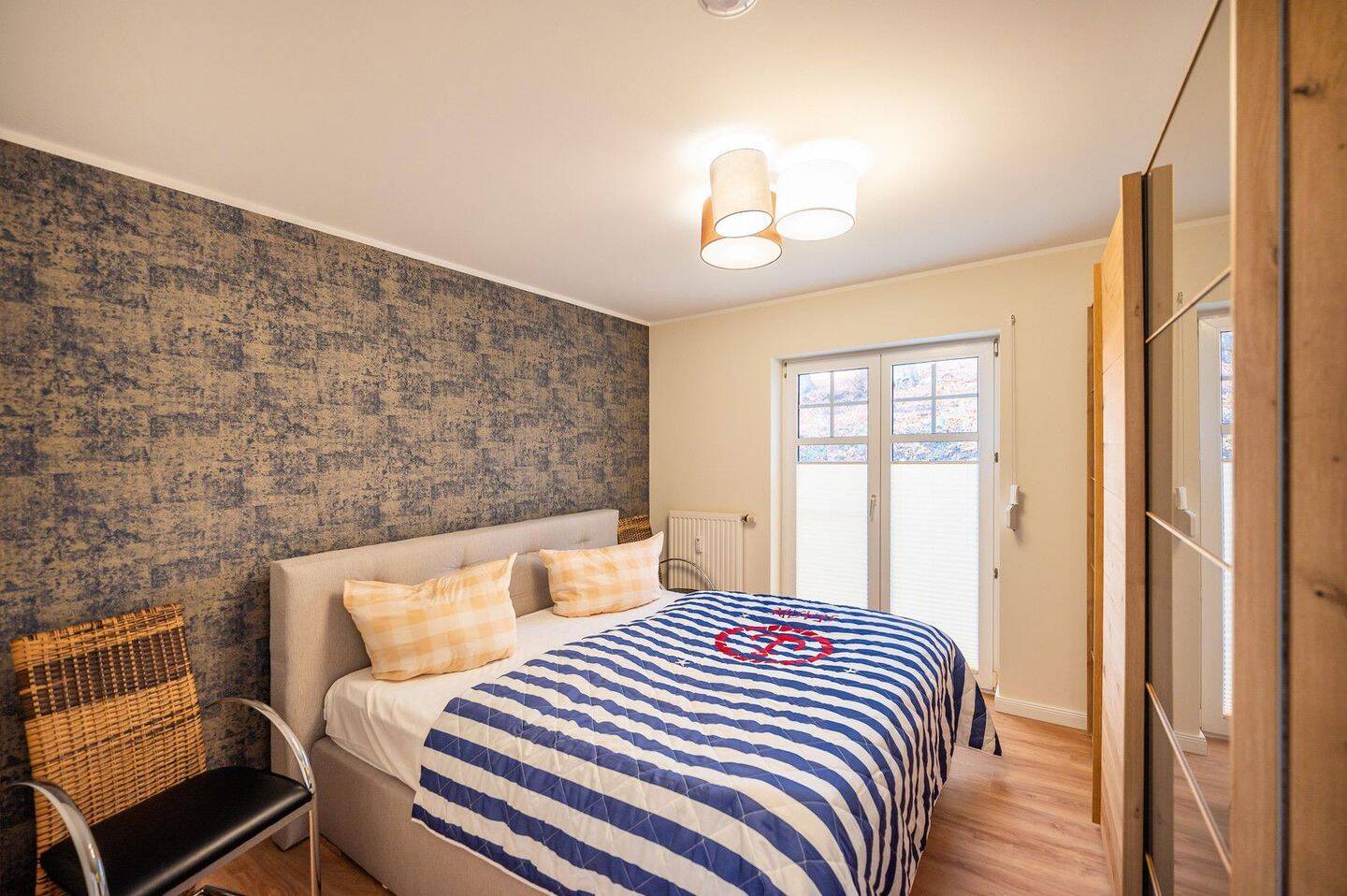 Property thumbnail 12