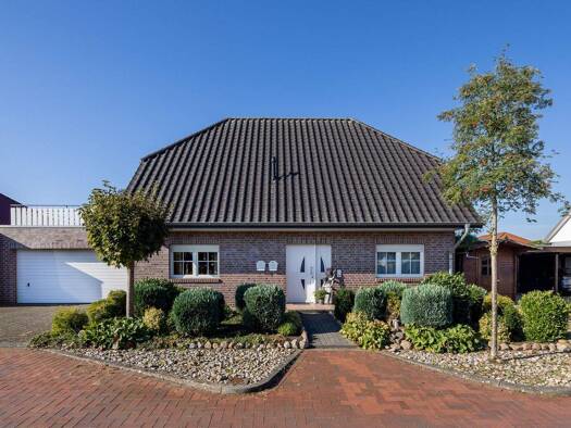 Mehrfamilienhaus zum Kauf 379.000 € 6 Zimmer 156 m² 646 m² Grundstück Sulingen 27232